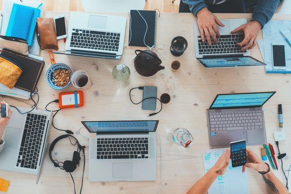 Quels sont les objectifs et les étapes d'un plan marketing réussi ?