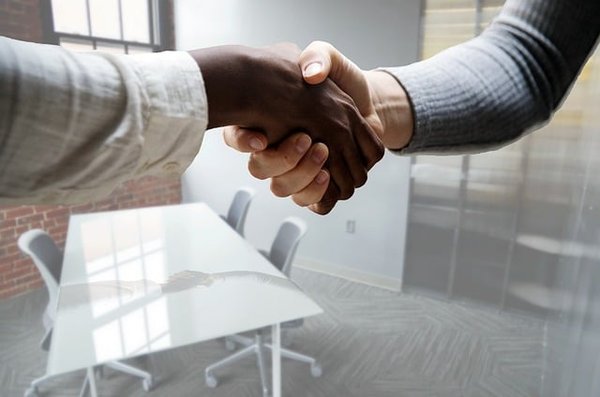 Maximiser vos chances de succès : conseils essentiels pour une annonce d'emploi de chargé de recrutement efficace